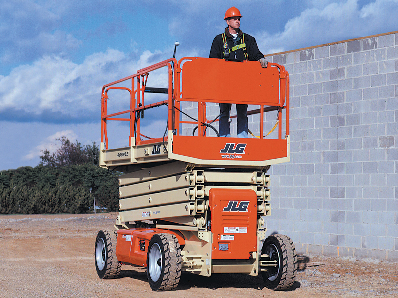 New or Used Rental JLG 4069LE   | lift truck rental for sale | National Lift Truck, Inc.