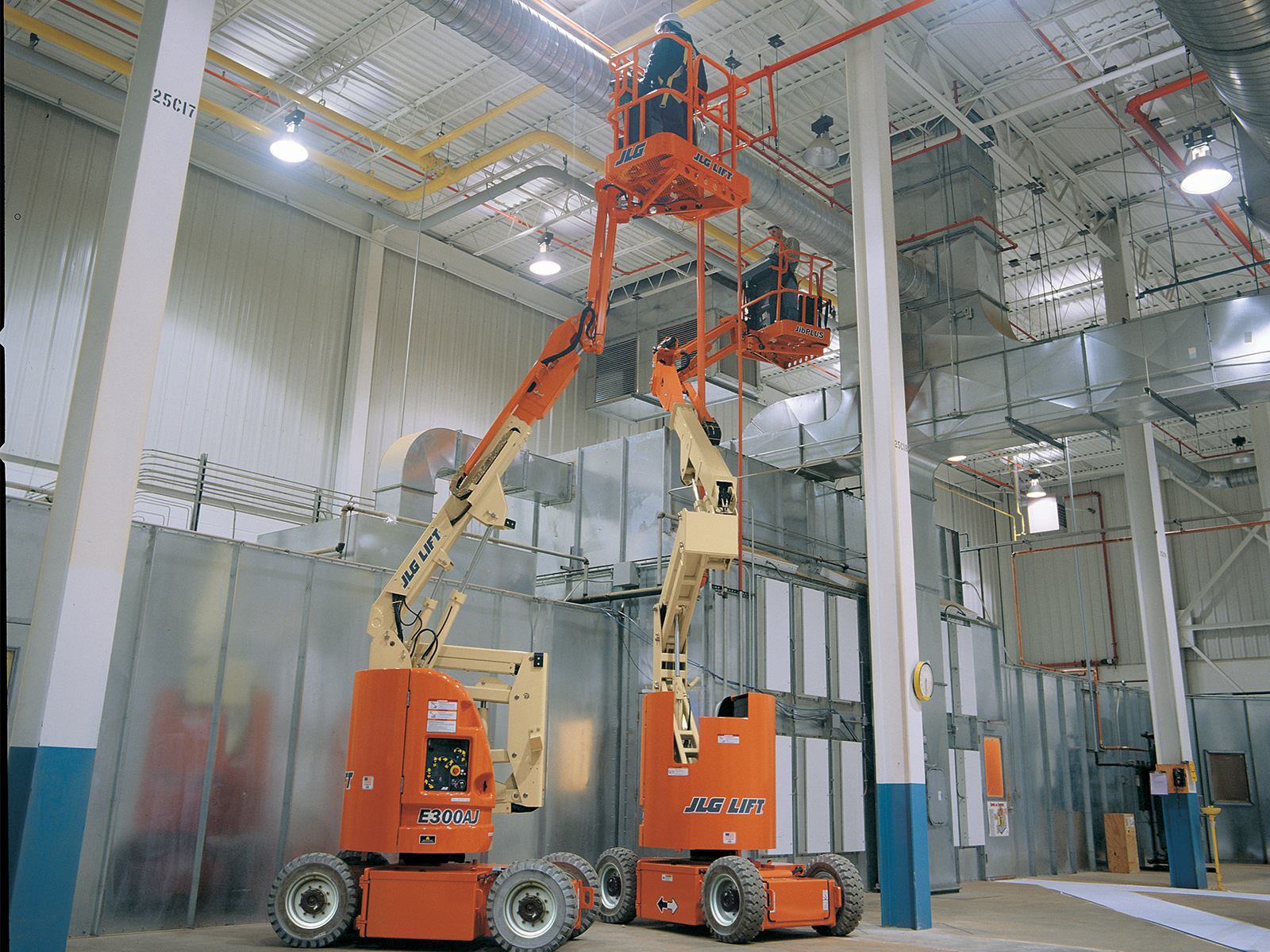 New or Used Rental JLG E300AJP   | lift truck rental for sale | National Lift Truck, Inc.