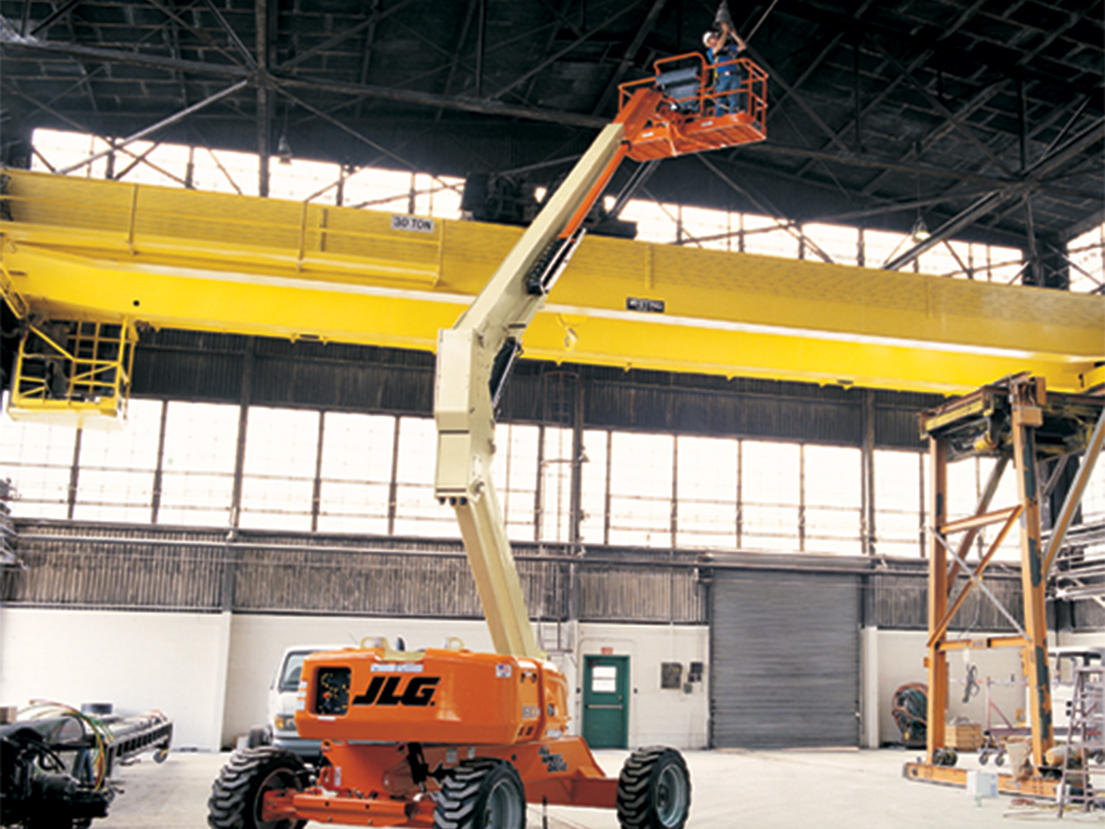 New or Used Rental JLG E600JP   | lift truck rental for sale | National Lift Truck, Inc.