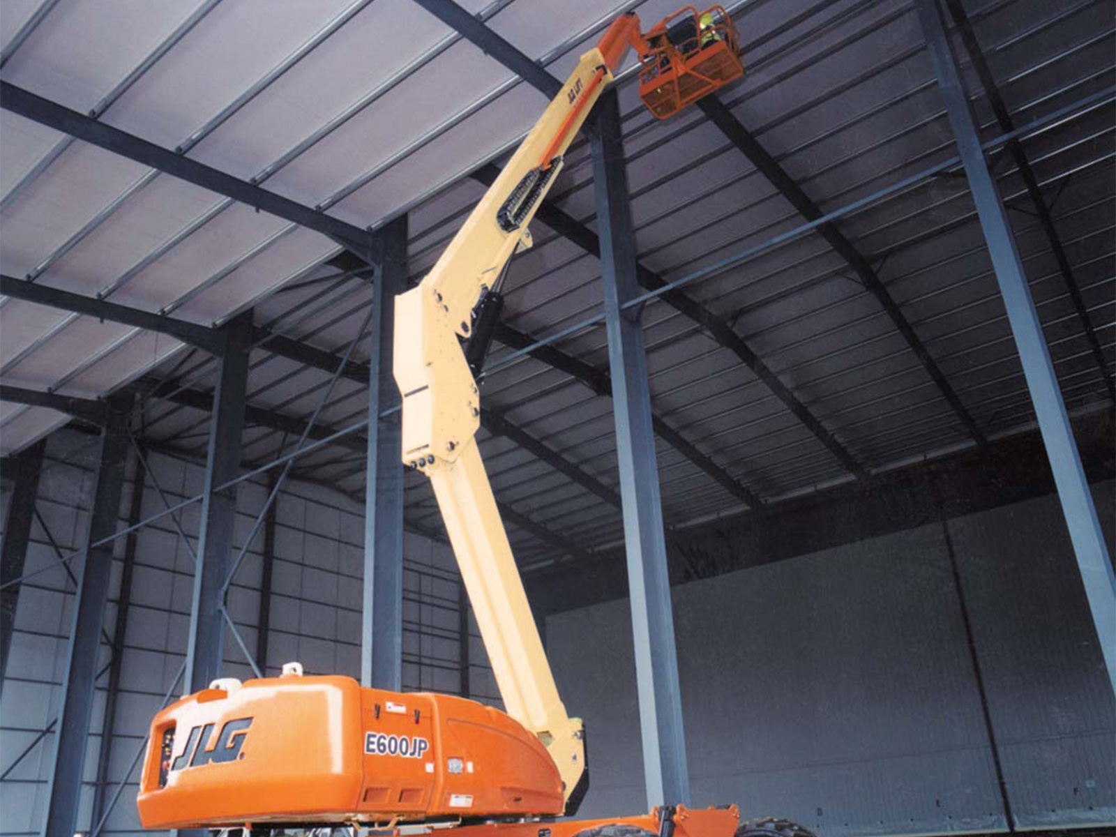 New or Used Rental JLG E600JP   | lift truck rental for sale | National Lift Truck, Inc.