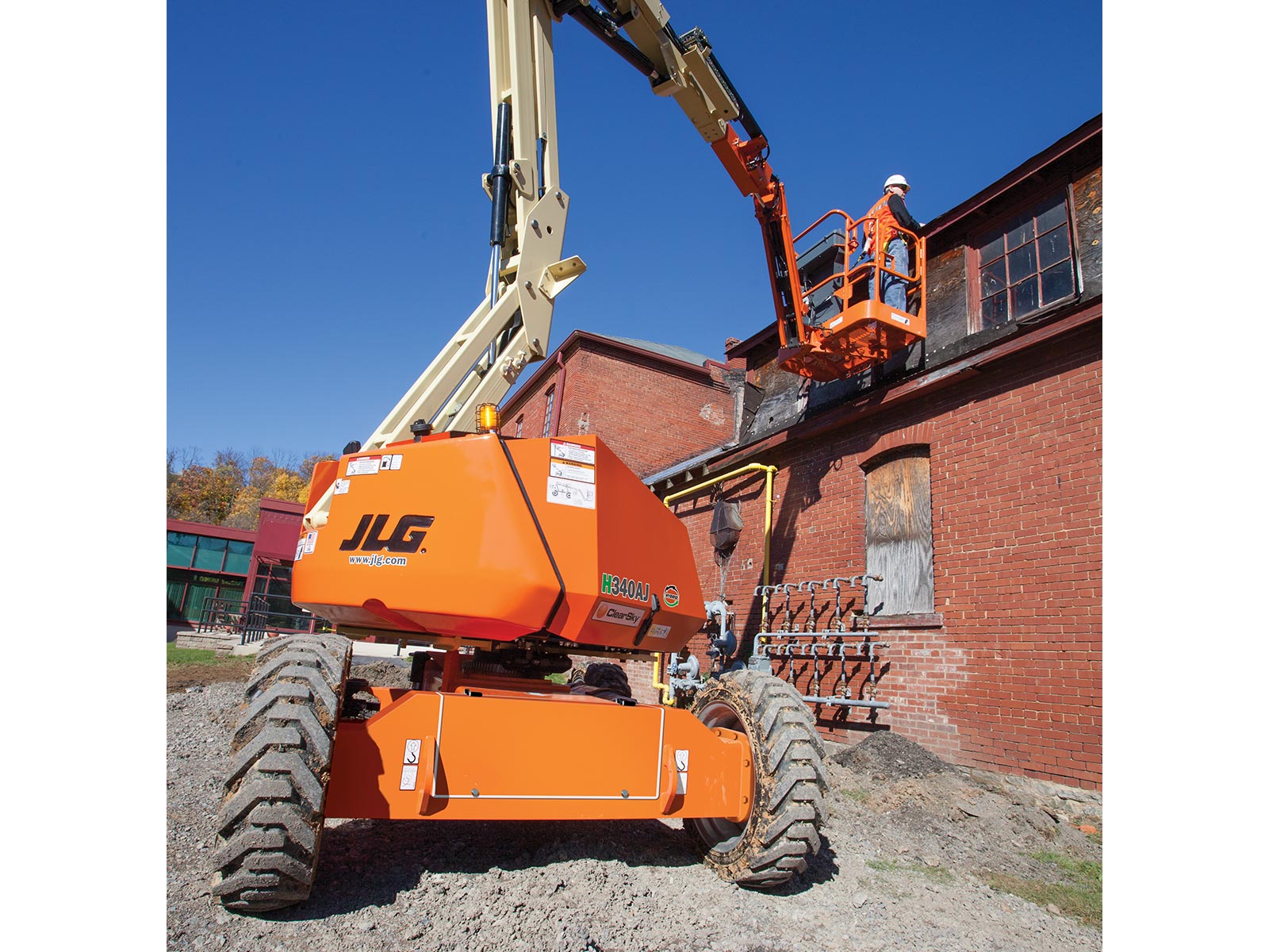 New or Used Rental JLG H340AJ Hybrid   | lift truck rental for sale | National Lift Truck, Inc.