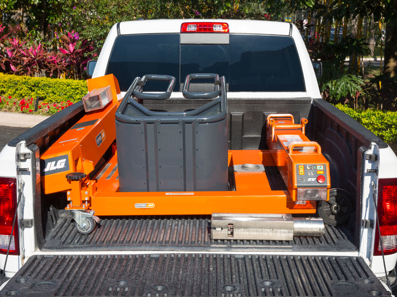 New or Used Rental JLG FT140   | lift truck rental for sale | National Lift Truck, Inc.