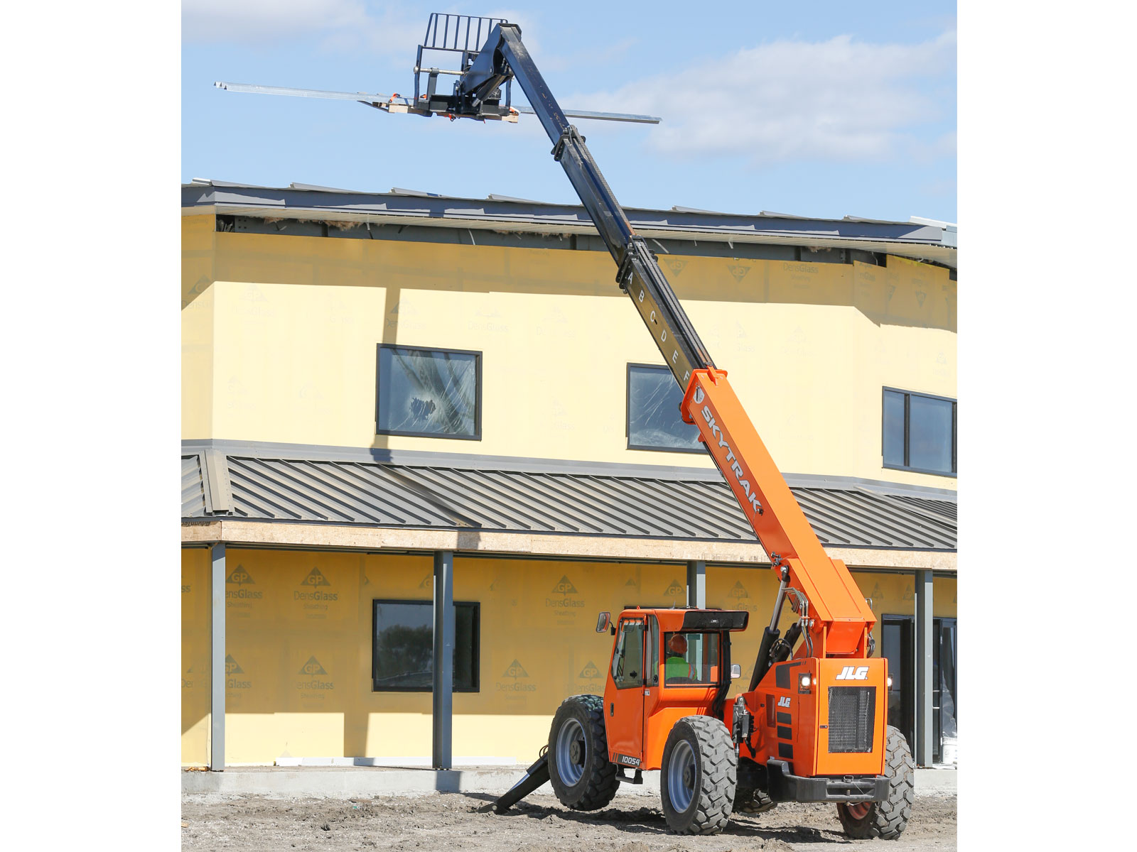 New or Used Rental JLG 10054   | lift truck rental for sale | National Lift Truck, Inc.