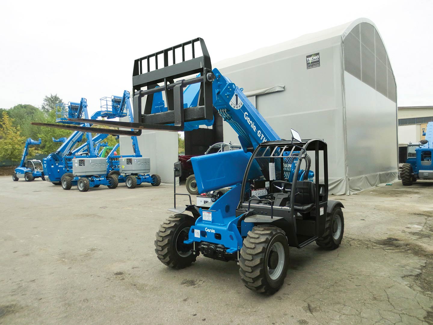 New or Used Rental Genie GTH-5519   | lift truck rental for sale | National Lift Truck, Inc.