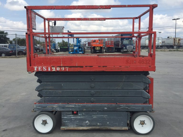 Used 2013 SKYJACK SJIII4632 SCISSOR LIFT side 1 For sale from National Lift Truck in Chicago, Il.