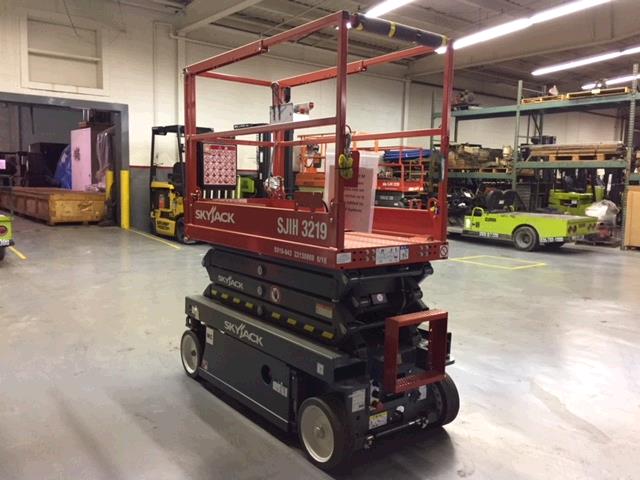 New or Used Rental Skyjack SJIII3219   | lift truck rental for sale | National Lift Truck, Inc.