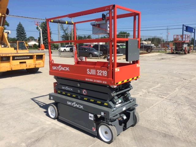 New or Used Rental Skyjack SJIII3219   | lift truck rental for sale | National Lift Truck, Inc.