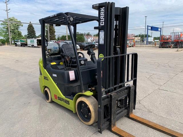 New or Used Rental Clark S30C   | lift truck rental for sale | National Lift Truck, Inc.