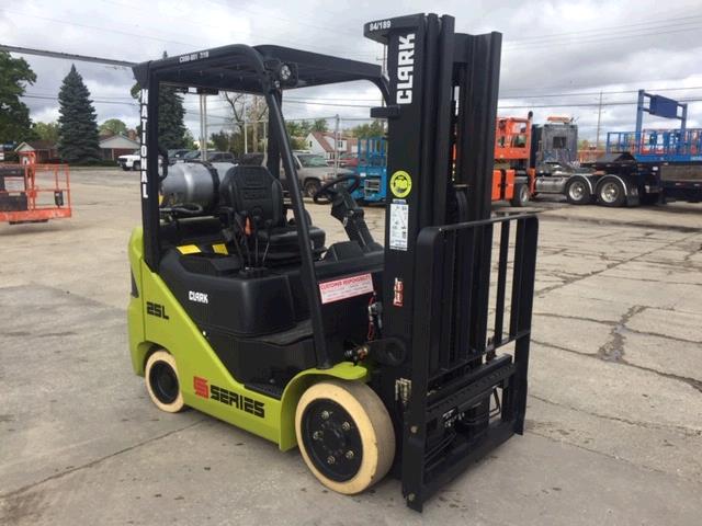 New or Used Rental Clark S25C   | lift truck rental for sale | National Lift Truck, Inc.