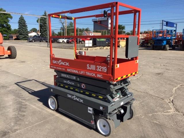 New or Used Rental Skyjack SJIII3219   | lift truck rental for sale | National Lift Truck, Inc.