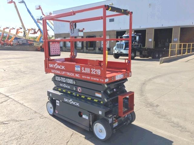 New or Used Rental Skyjack SJIII3219   | lift truck rental for sale | National Lift Truck, Inc.