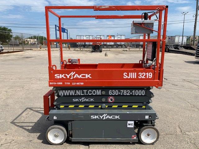 New or Used Rental Skyjack SJIII3219   | lift truck rental for sale | National Lift Truck, Inc.