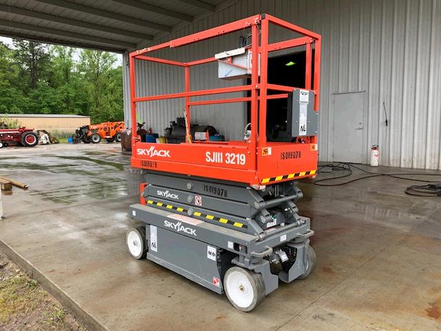 New or Used Rental Skyjack SJIII3219   | lift truck rental for sale | National Lift Truck, Inc.