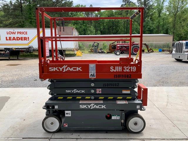 New or Used Rental Skyjack SJIII3219   | lift truck rental for sale | National Lift Truck, Inc.