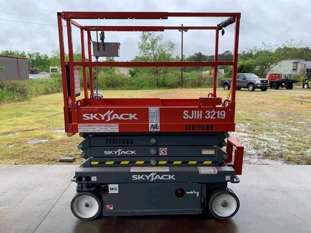 New or Used Rental Skyjack SJIII3219   | lift truck rental for sale | National Lift Truck, Inc.