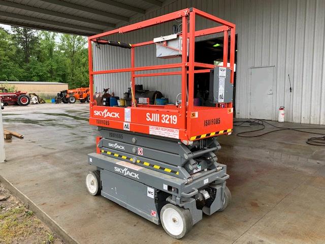 New or Used Rental Skyjack SJIII3219   | lift truck rental for sale | National Lift Truck, Inc.