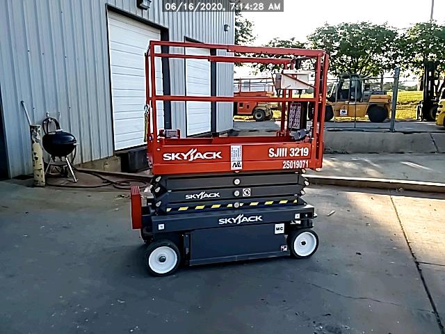 New or Used Rental Skyjack SJIII3219   | lift truck rental for sale | National Lift Truck, Inc.