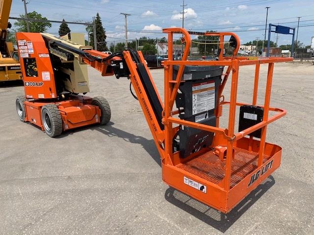 New or Used Rental JLG Industries E300AJP   | lift truck rental for sale | National Lift Truck, Inc.