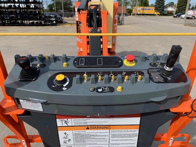 New or Used Rental JLG Industries E300AJP   | lift truck rental for sale | National Lift Truck, Inc.