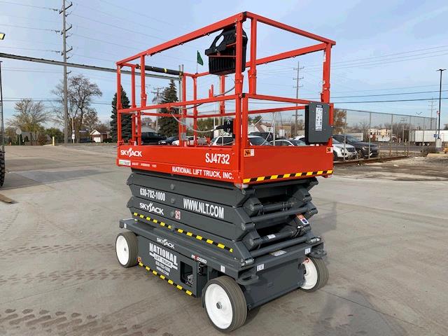 New or Used Rental Skyjack SJ4732-A   | lift truck rental for sale | National Lift Truck, Inc.