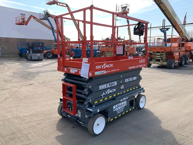 New or Used Rental Skyjack SJ4732-A   | lift truck rental for sale | National Lift Truck, Inc.