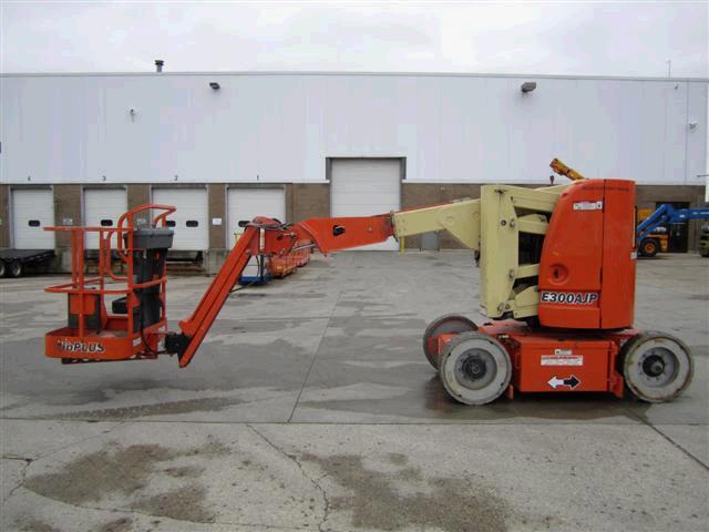 JLG Industries E300AJP, boom lift rental, rent a boom lift, rent articulating lift, reciprocating lift rental rent, elevated work platform lift rental rent, chicago, mewp lifts rental rent, electric mewp lift rental rent, rent