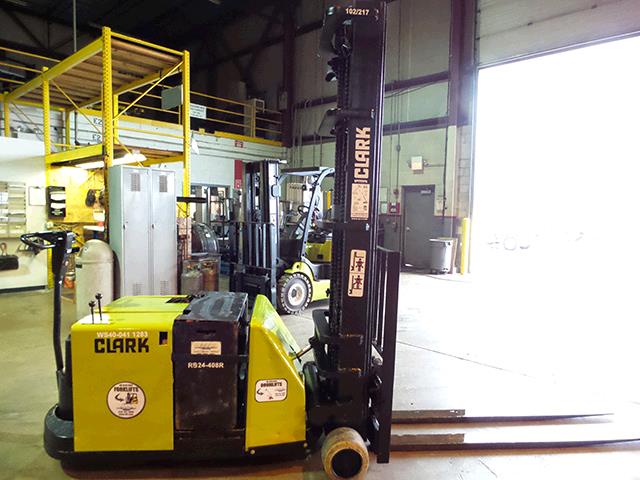 New or Used Rental Clark ST40B   | lift truck rental for sale | National Lift Truck, Inc.