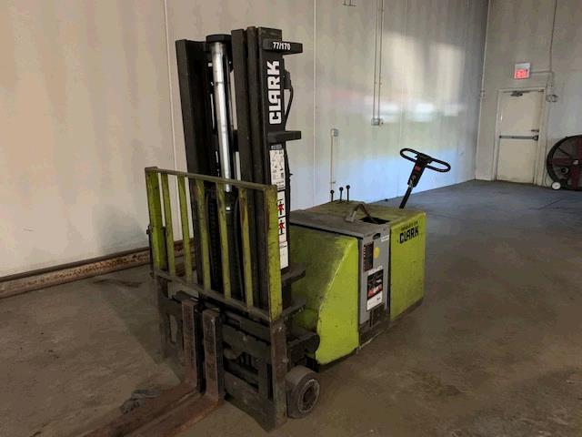 New or Used Rental Clark ST40   | lift truck rental for sale | National Lift Truck, Inc.Used Clark ST40 forklift rental for sale, pneumatic tire forklift rental rent, pneumatic tire forklifts rental rent, pneumatic lifts rental rent, lift rental rent, rent pneumatic tire forklift rental, rent materials handling equipment rental, rent pneumatic forklift forklifts rental, rent a pneumatic tire forklift, forklift rental in Chicago, rent forklift, renting forklift, pneumatic tire forklift renting, Used Clark forklift for sale in Chicago, used forklift for sale, buy Forklift for sale, Chicago, used forklift sales, forklifts rental and purchase, forklift sales, for sale, purchase, buy forklift rental, pre-owned used forklift for sale in Chicago, forklift rental