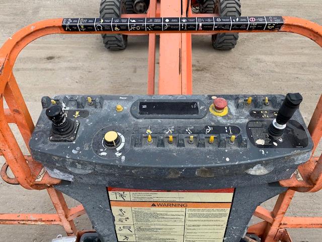 New or Used Rental JLG Industries 600AJ   | lift truck rental for sale | National Lift Truck, Inc.Used JLG Industries 600AJ MEWP Mobile Elevated Work Platform, boom lift rental for sale, work platform rental, personal lift rental, cherry picker, rental for sale.