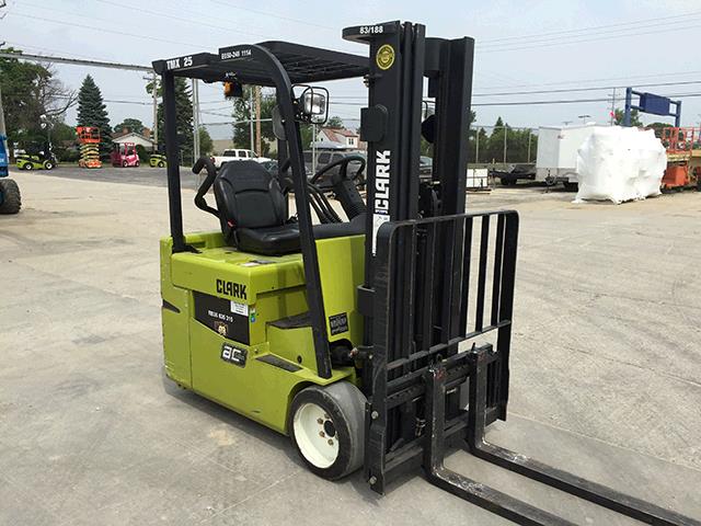 Clark TMX25 | National Lift Truck, Inc.