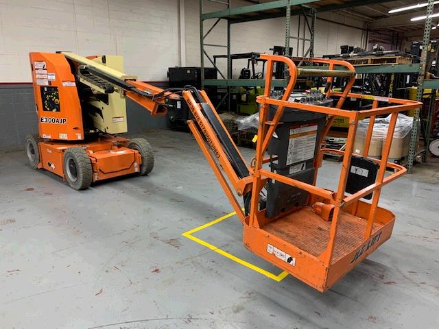 New or Used Rental JLG Industries E300AJP   | lift truck rental for sale | National Lift Truck, Inc.