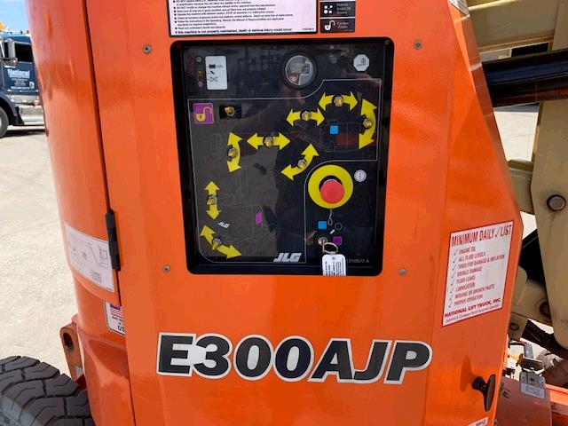 New or Used Rental JLG Industries E300AJP   | lift truck rental for sale | National Lift Truck, Inc.