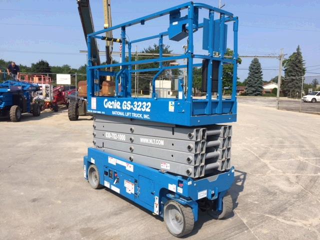 New or Used Rental Genie GS3232   | lift truck rental for sale | National Lift Truck, Inc.